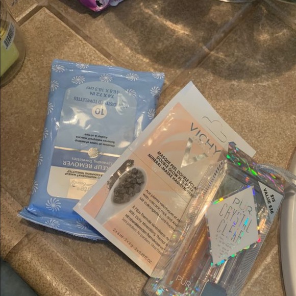 makeup bundle - Picture 1 of 4